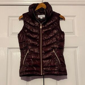 Calvin Klein Women's Deep Burgundy Quilted Puffer Vest Wine S